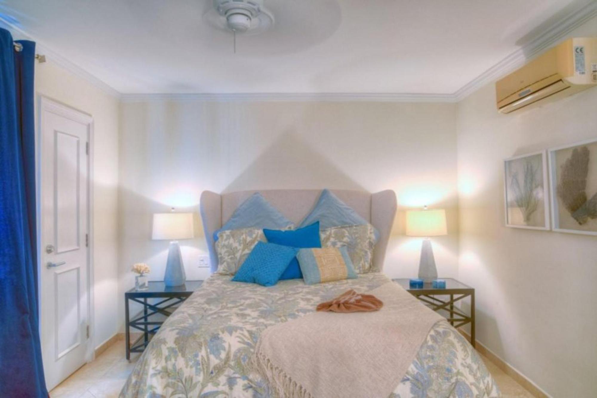 Sapphire Beach Condos Крайст Чърч Стая снимка