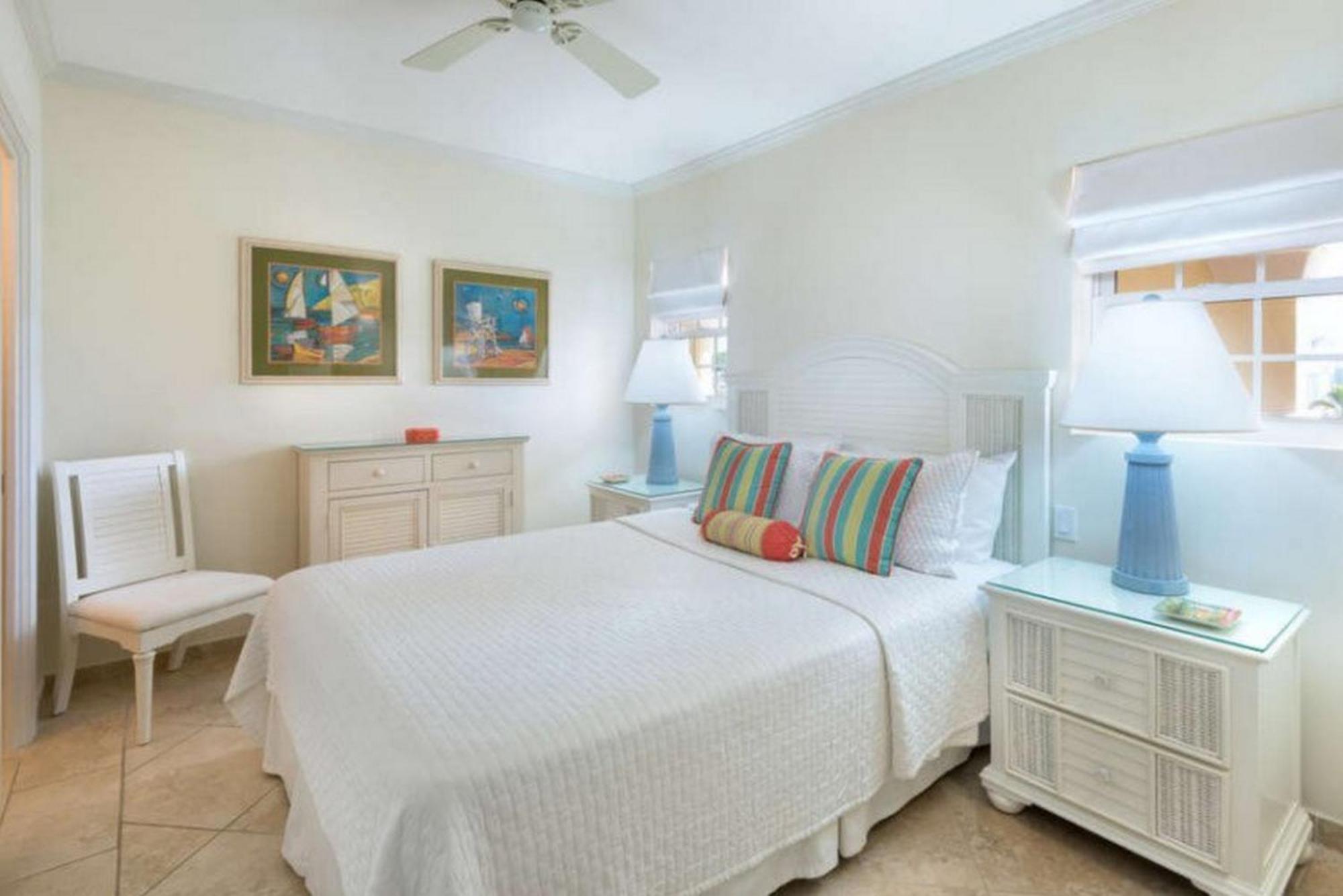 Sapphire Beach Condos Крайст Чърч Стая снимка